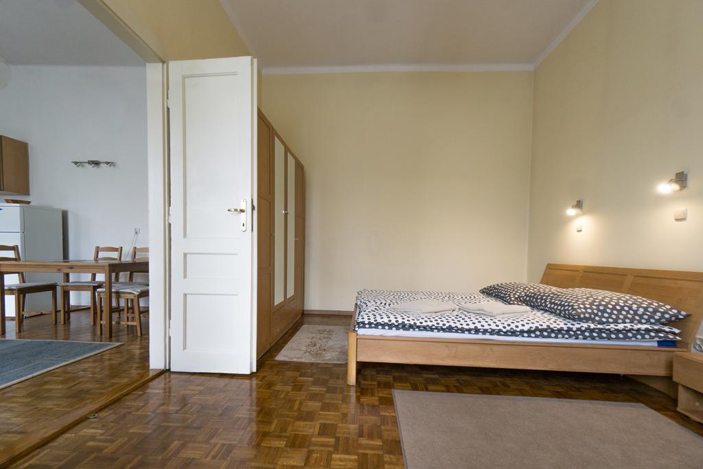 Old Town Residence - Wolnica 9 Krakau Buitenkant foto